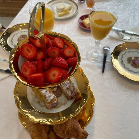 Bed & Breakfast Le Jardin De Lacoste 4*