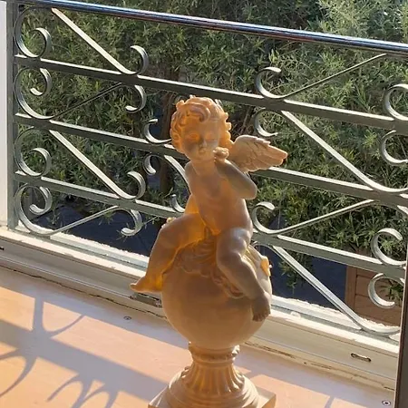 Le Jardin De Lacoste 4* 纳博讷