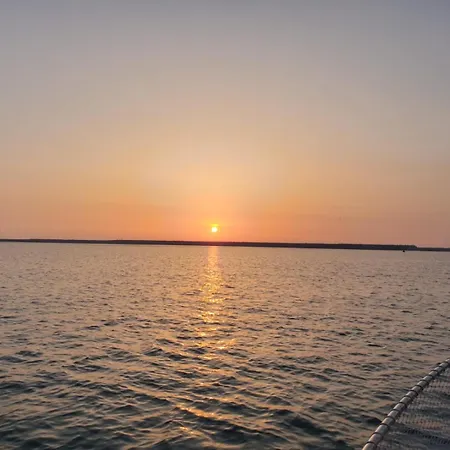 Le Jardin De Lacoste 住宿加早餐酒店