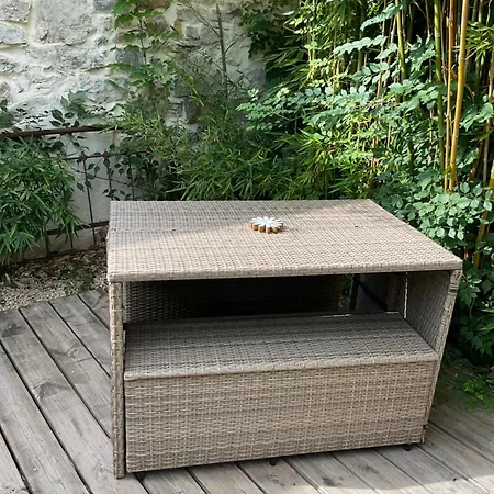 Le Jardin De Lacoste 4* 纳博讷