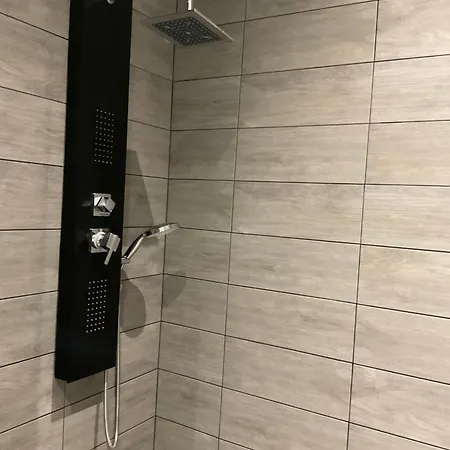 Le Jardin De Lacoste