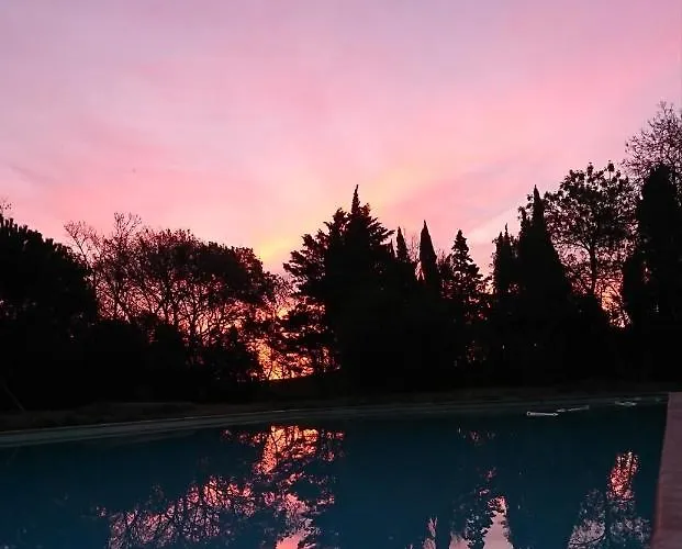 Le Jardin De Lacoste Bed and breakfast Narbona