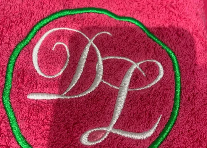 Le Jardin De Lacoste 나르본